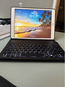 iPad with Keyboard