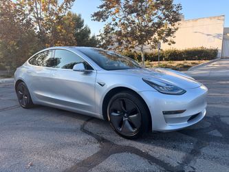 2018 Tesla Model 3 Long Range RWD