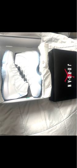Air Jordan 11 White Blue Sneakers