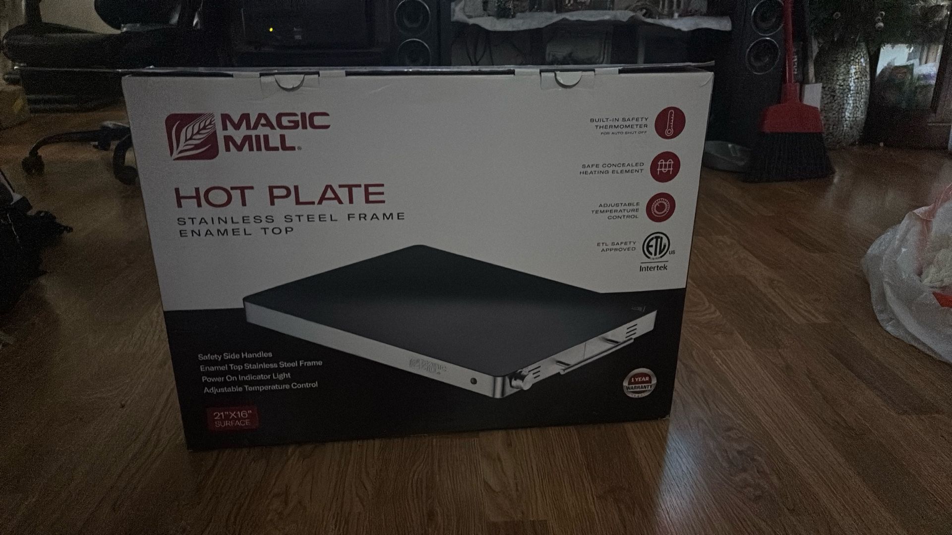 hot plate brand new in box never used