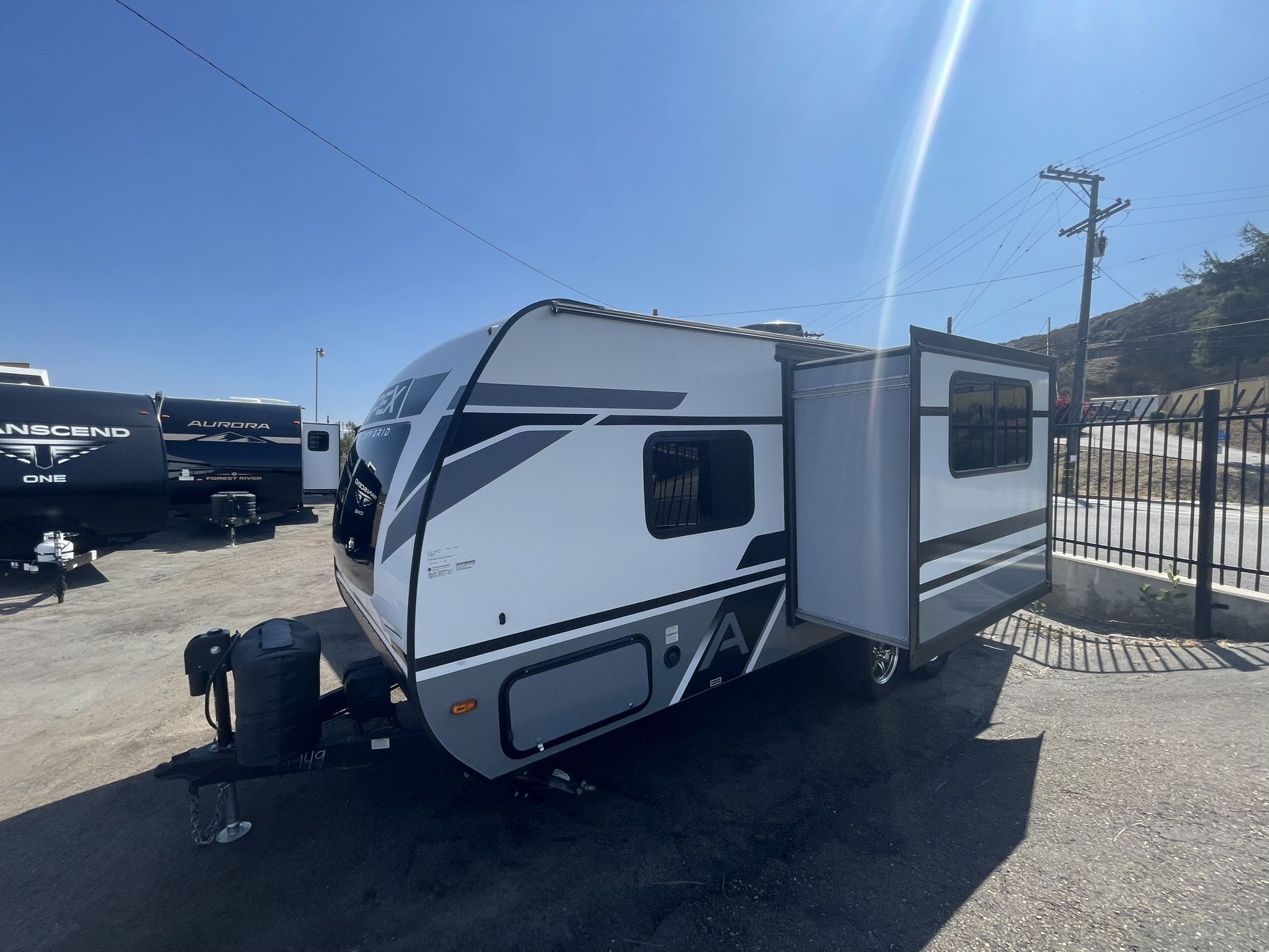Used 2022 Coachmen RvApex Nano 203rbk