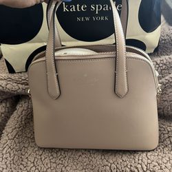 Kate Spade Handbag - Beige Purse 👜 👛 