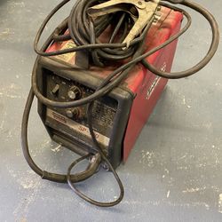 Lincoln Electric Arc Welder Sp-100 