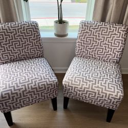  Armless slipper chair 2/3