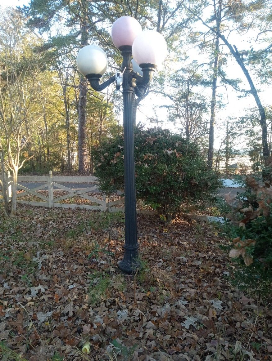 Vintage Victorian Style Outdoor Lighting