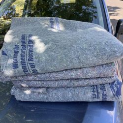 4 moving Blankets- 85”x68”