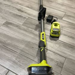 RYOBI ONE+ 18V Cordless Telescoping Power Scrubber Kit w/ 2.0Ah Battery &Charger