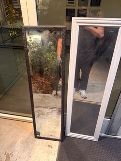 Two mirrors lot