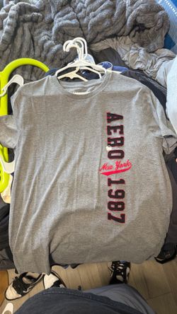XL aeropostale gray shirt