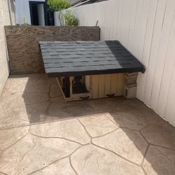 Big Dog House with 3 Individual Rooms
