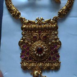 Elegant Jewelry Set For Women.