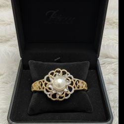Elegant Gold and Silver Pearl Bangle Bracelet