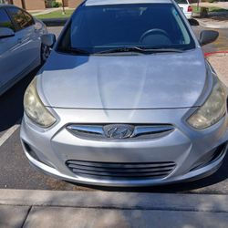 2012 Hyundai Accent