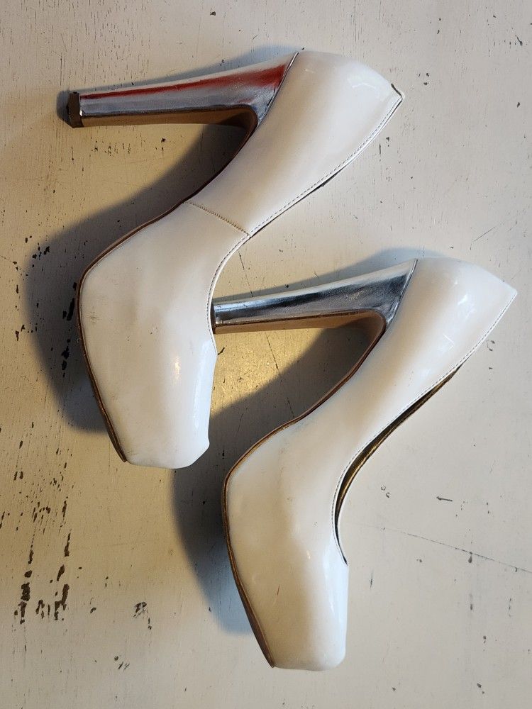G BY GUESS HIGH HEELS Sz 9M