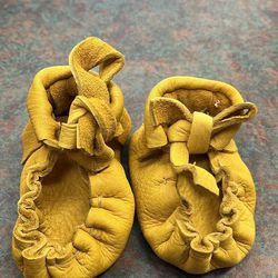 Baby moccasins 