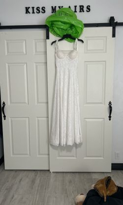 White Windsor Dress With Slit