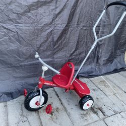 kids 3 wheel in good condition
