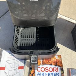 Cosori 5.8 Qt Air Fryer And Accessories 