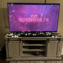 Samsung 70 Inch TV With Stand 