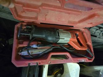 MILWAUKEE RECIPROCATING SAWS ALL , ELECTRIC SHEET METAL SHEARS, DIE TOOL AND MUCH MORE. HAND TOOLS GALORE.