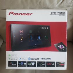 PIONEER CAR STEREO 