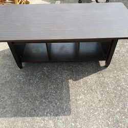 Coffee Table With Hidden Compartment Under Top