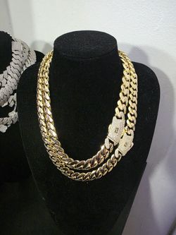 Cadena Monaco Chain Enchapada En Oro 14k 