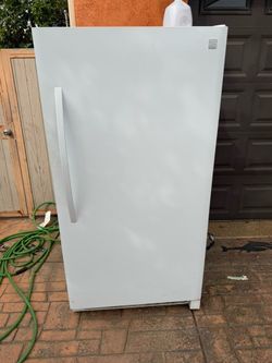 Lg refrigerator