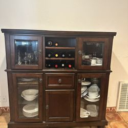 Wine China cabinet 