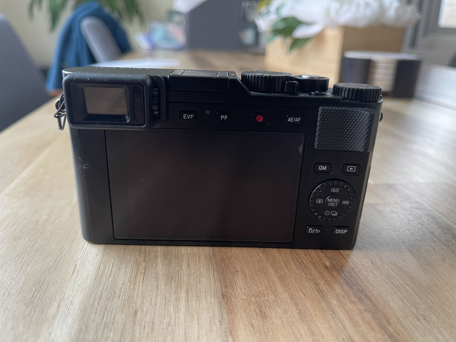 Leica D-lux 7 Digital Camera for Sale in Los Angeles, CA - OfferUp