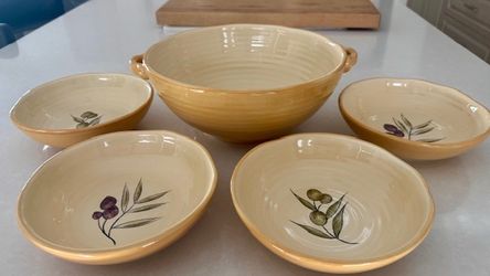 Provencal Olive Grove Collection Pasta bowl set NEW IN BOX
