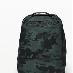 NEW Lululemon City Adventurer Backpack (Camo)