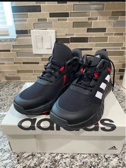 New Men Adidas basketball shoes
