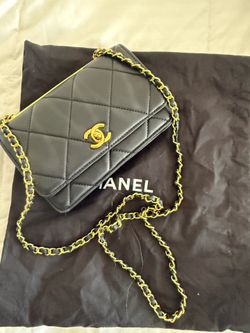 Chanel wallet