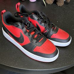 Nike Red / 