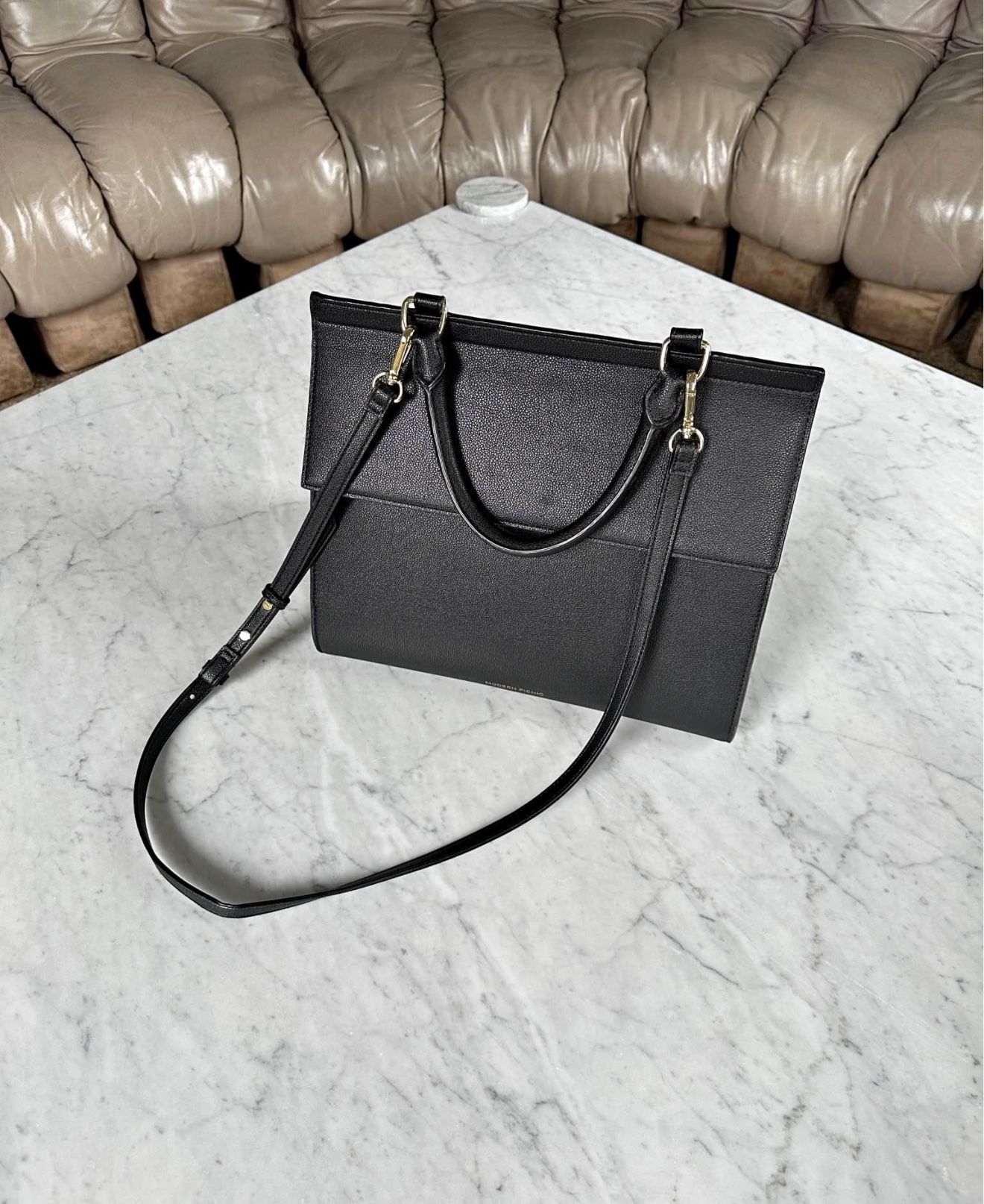 Like New Beautiful Modern Picnic Large Luncher Bag - Vegan Leather with Insulated Interior (Original Price: $190)