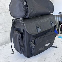 Motorcycle Baggage Bags That Hooks Up To The Sissy Bar