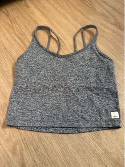 Brand new Vuori Heathered Grey Crop Tank Top size small