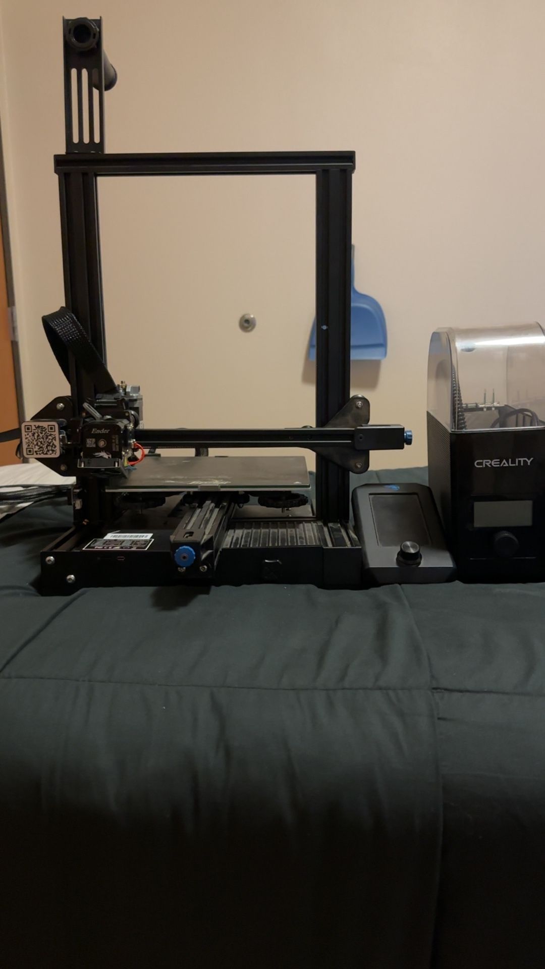 Creality Ender 3 V2 & Dry Box