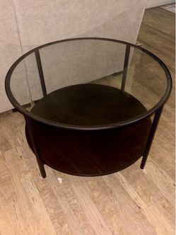 IKEA VITTSJÖ Round Glass Coffee Table – Excellent Condition