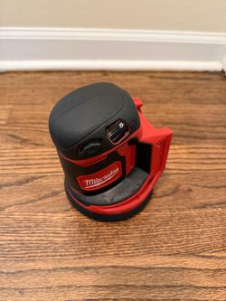 M18 18V Lithium-Ion Cordless 5 in. Random Orbit Sander (Tool-Only)