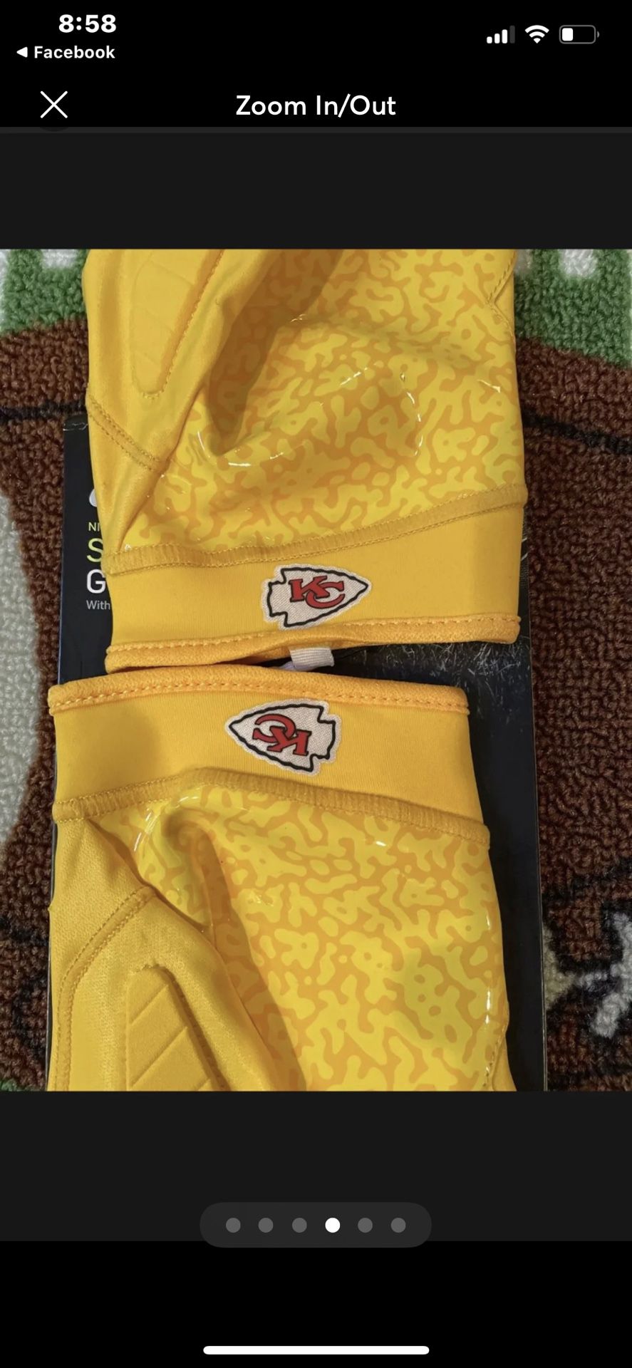 What Pros Wear: Travis Kelce's Nike Superbad 6.0 PE Gloves - What