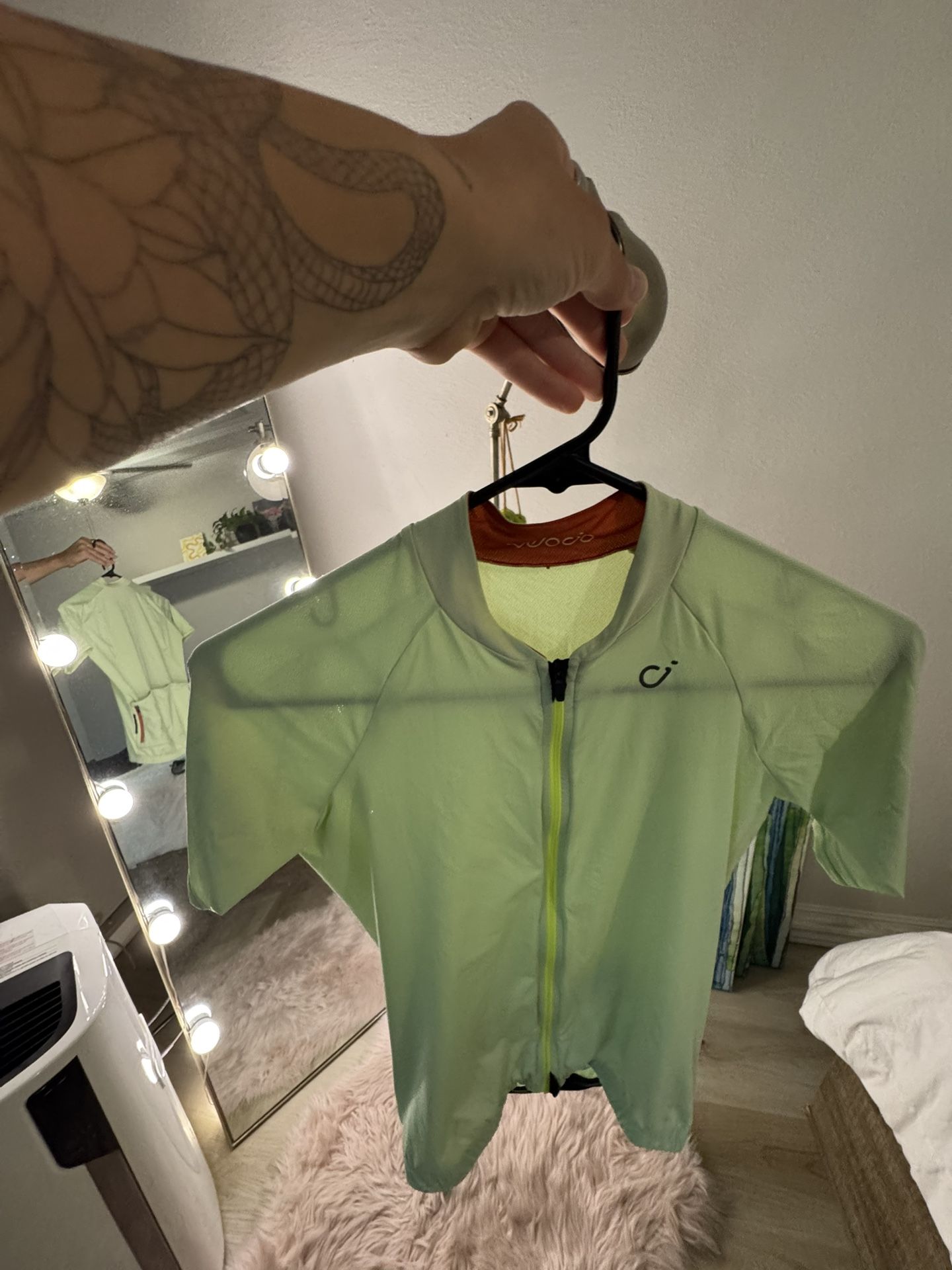 Velocio signature jersey Size Small