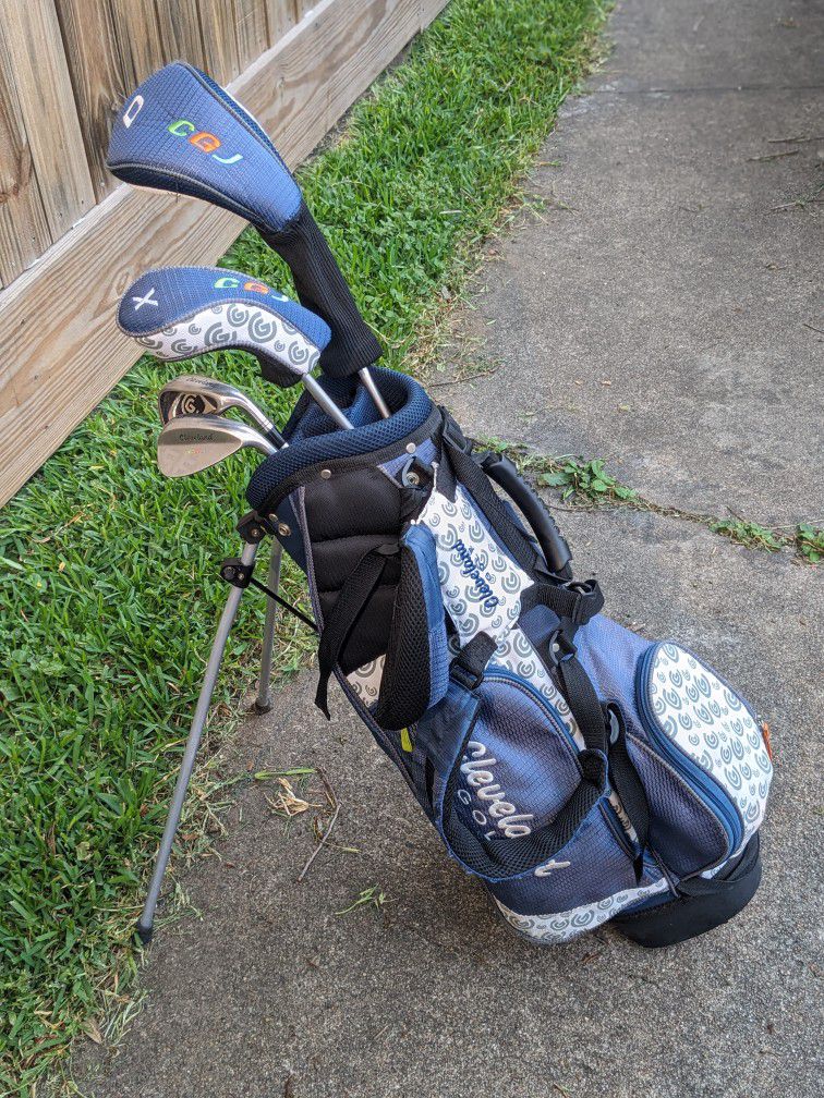 Cleveland Junior Golf Club Set W/Bag - $150 OBO