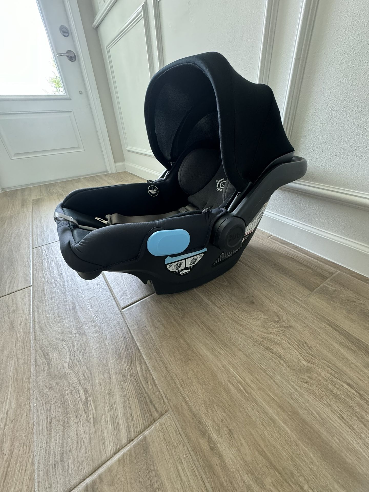 UPPAbaby Mesa Car Seat