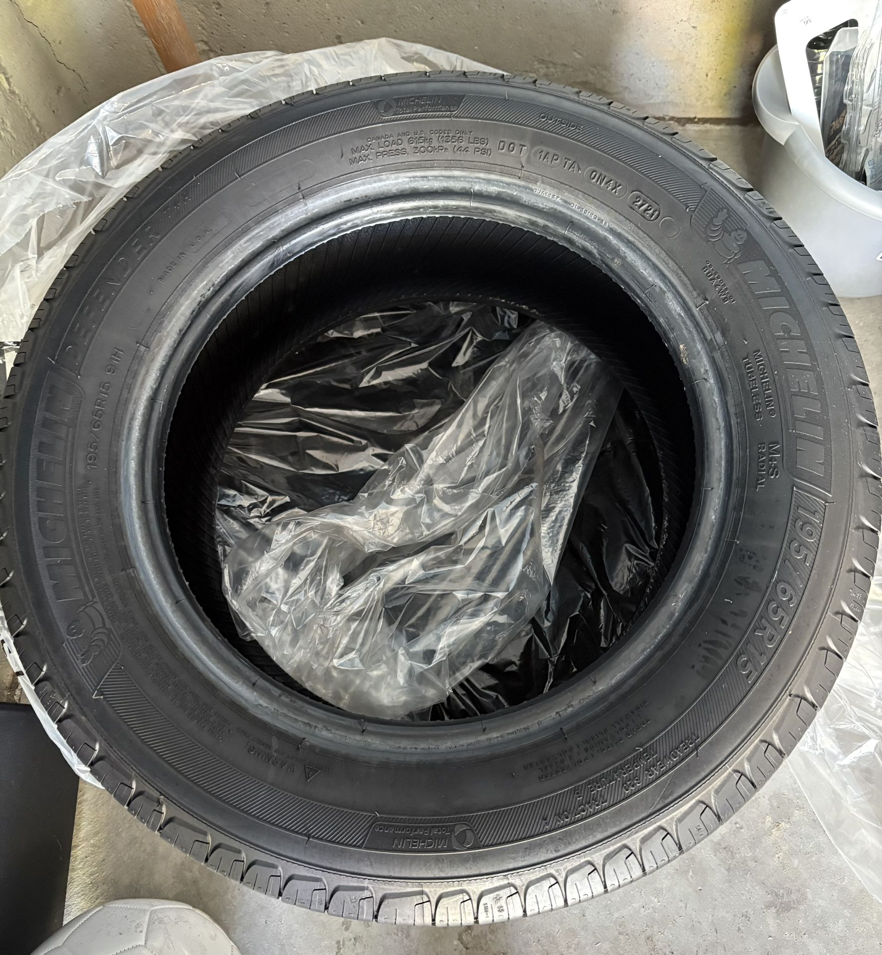 4 Michelin Tires 