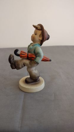 Goebel Hummel Figurine