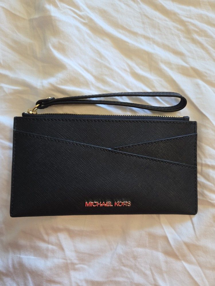 Michael Kors Wristlet