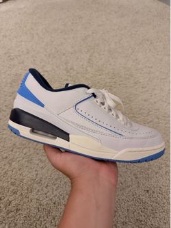 Jordan retro 2 low white and blue