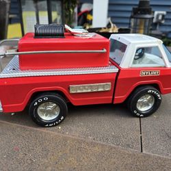 Vintage Nylint 400 Suburban Fire Truck